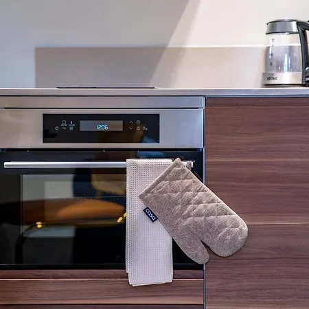 Family Penthouse 7-minutes From Rotterdam Newly Build Floor Terrace R5 Bed & Breakfast Schiedam