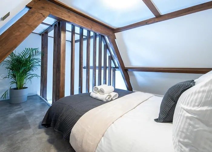 Family Penthouse 7-minutes From Rotterdam Newly Build Floor Terrace R5 3*